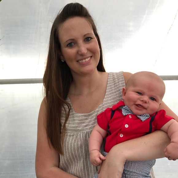 Meet your Posher, Madison - Picture 3 of 10